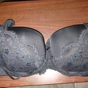 Cacique black bra